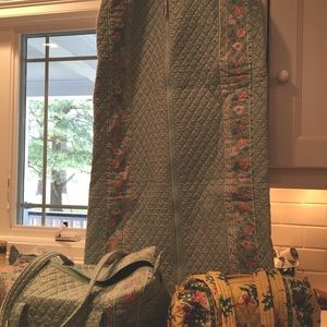 Vera Bradley Designs set of 3 bags